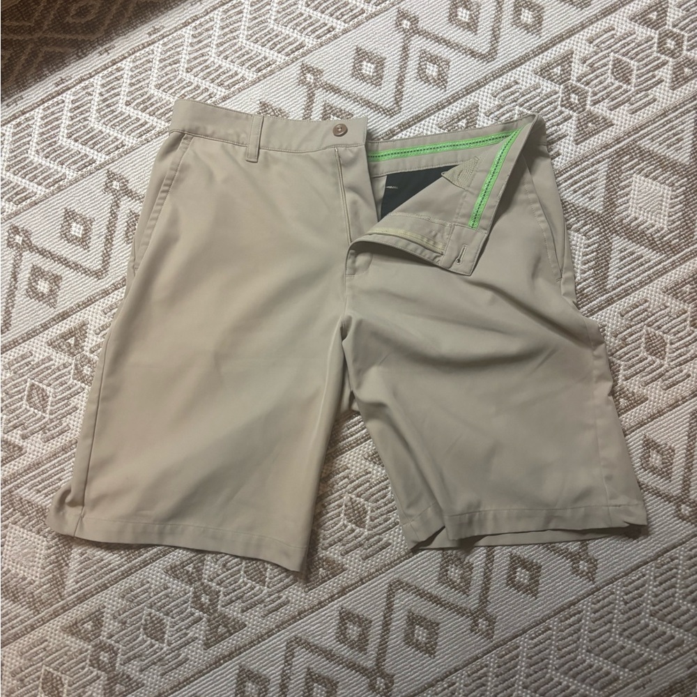 Izod Tan Flat Front Shorts Lightweight Casual